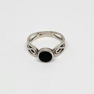 Sterling Silver Ring Braided Pattern w/ Round Black Stone 925 Hallmarked Onyx?